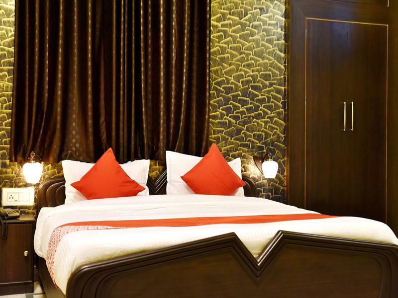 Oyo Hotel Malhotra Jaipur Bagian luar foto